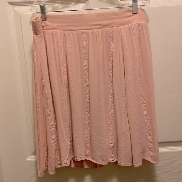 TORRID Light Pink skirt - Picture 4 of 4